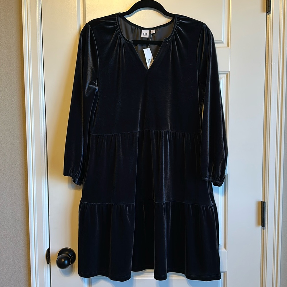 NWT Gap velvet dress
